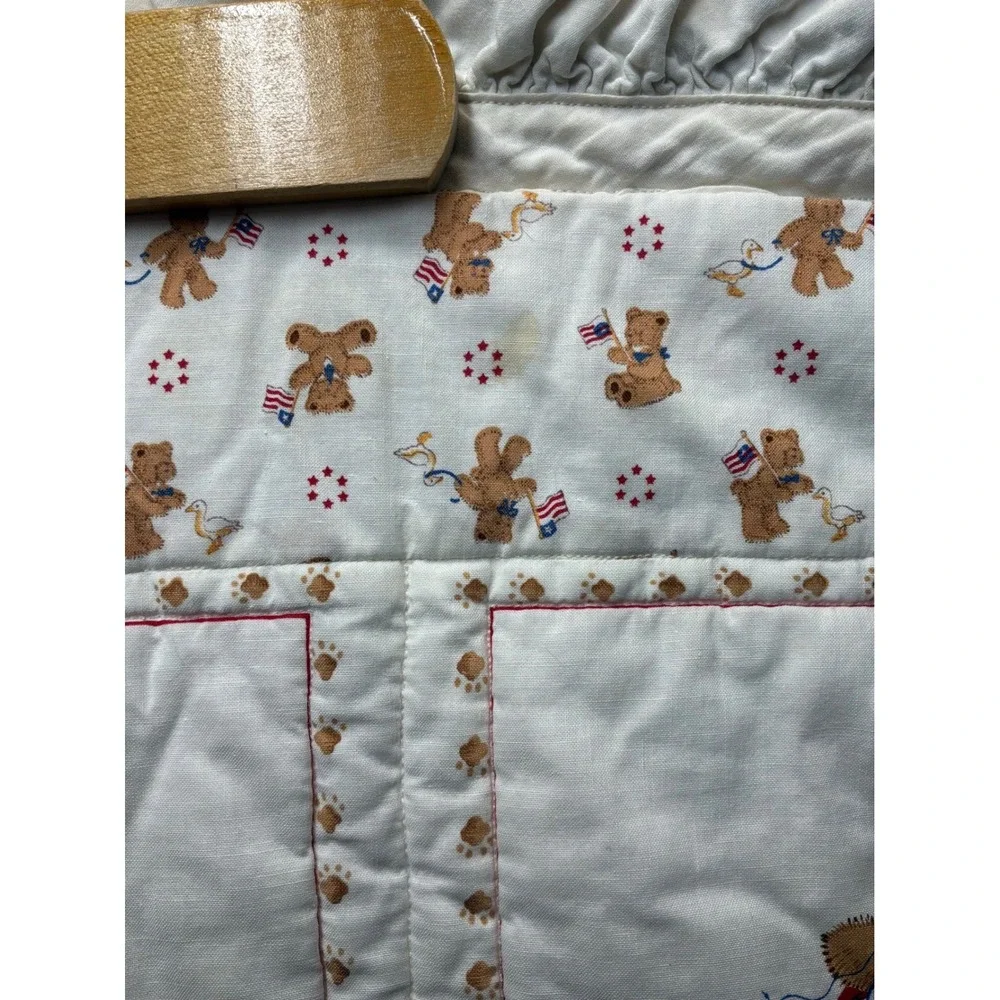 Vintage Grandmacore Baby Unbranded Days of the Week Teddy Bear Quilt 41x41 White